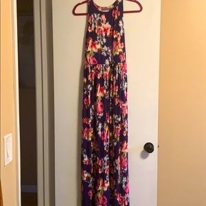 Loveappella Maxi Dress